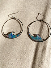 Load image into Gallery viewer, Wave Hoop Earrings