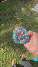 Load and play video in Gallery viewer, Chunky Beaded Stretch Bracelet