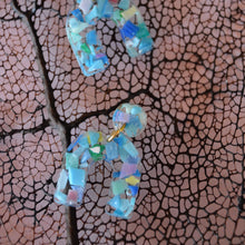 Load image into Gallery viewer, Wynwood Upside Down U Earrings