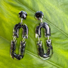 Load image into Gallery viewer, Mary Lee Earrings
